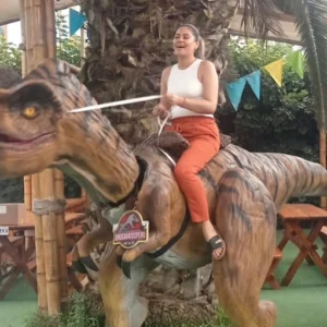 T-rex Jurassic world Rebirth